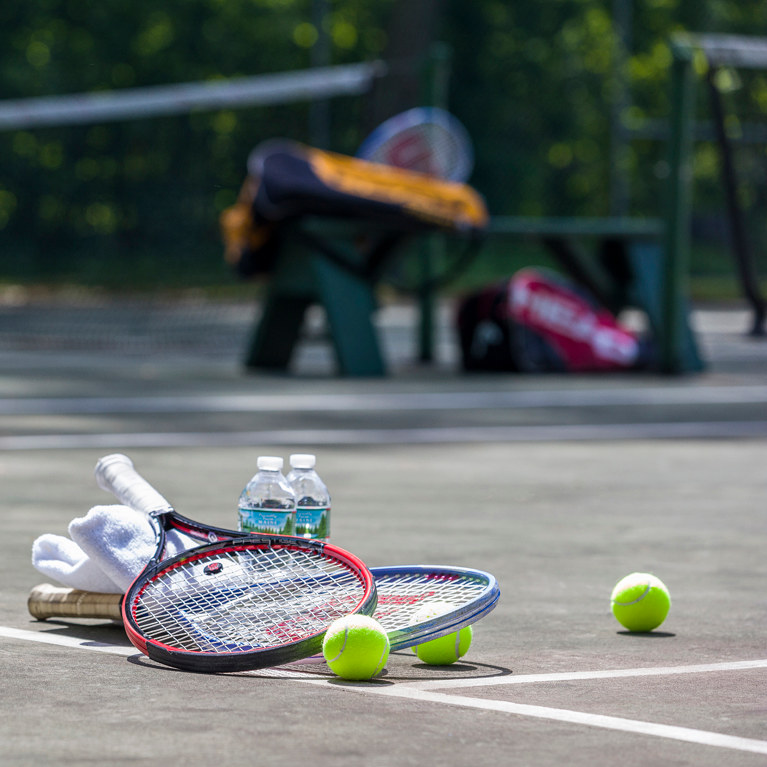 Tennis courts at Lake Morey Resort
