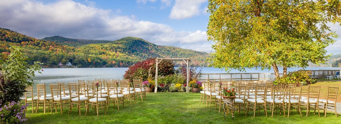 fall lakefront wedding